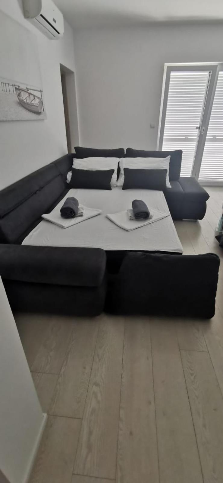 Navis Lägenhet Supetarska Draga Exteriör bild